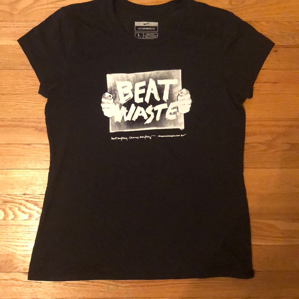 2 Nike t-shirts, 1 black NikeFitDry&1 blue cotton
